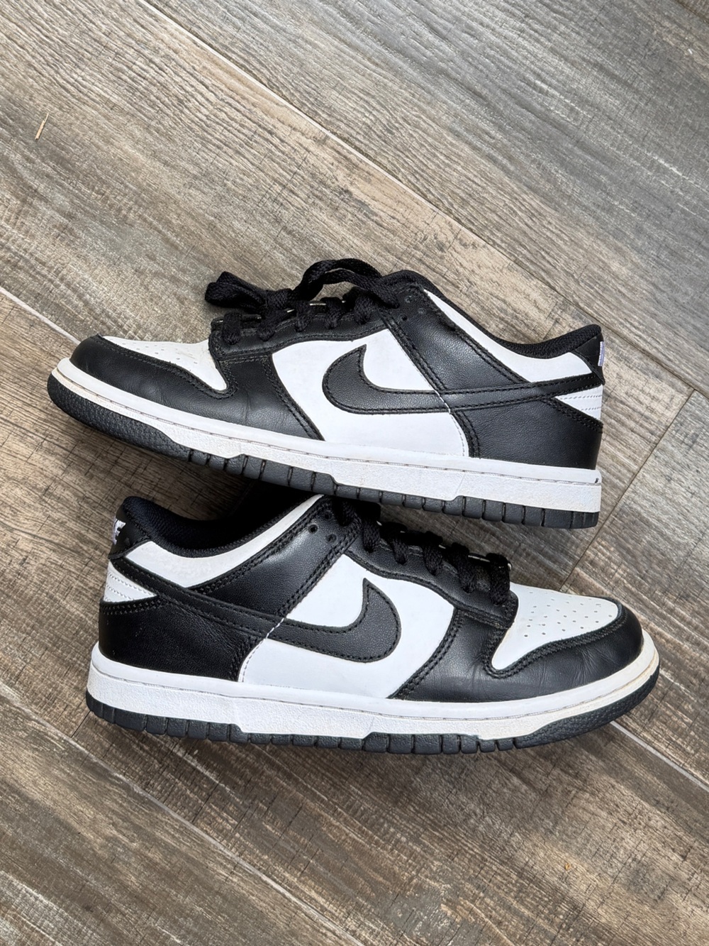 Nike dunk lows panda black white 4.5y